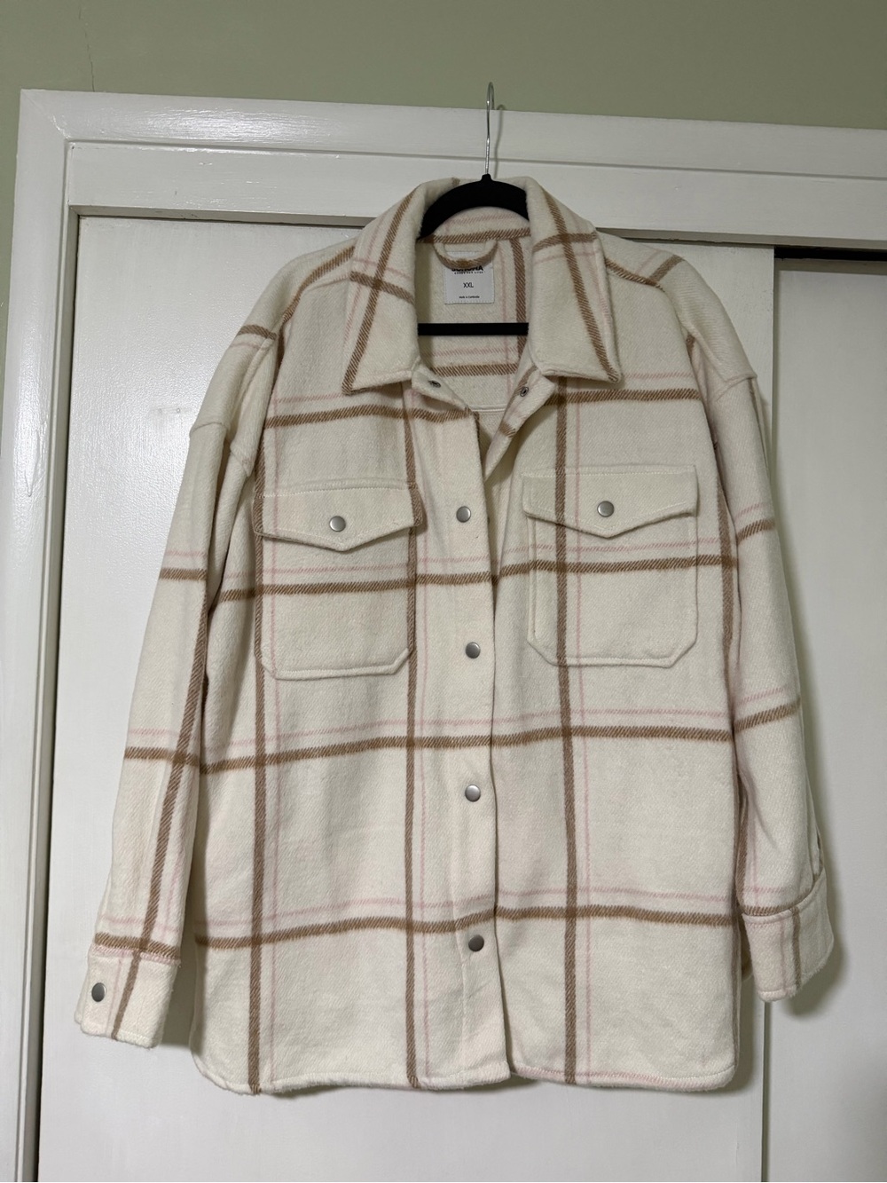 Women's Cream Plaid Shacket